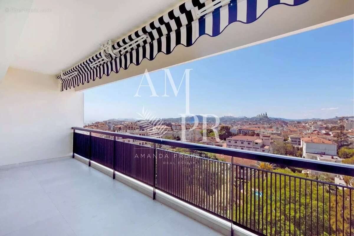 Appartement à CANNES