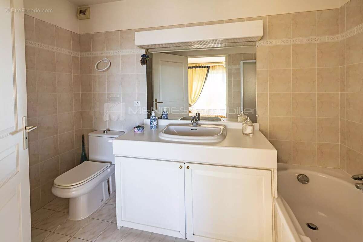Residence de prestige 3 pieces vue mer cap d'ail - photo 9