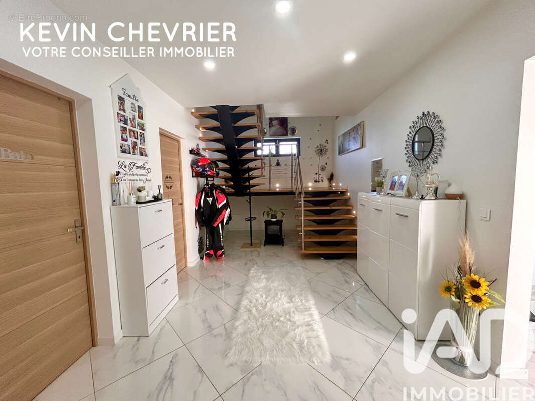 Maison 170 m² à Pecy  - photo 3