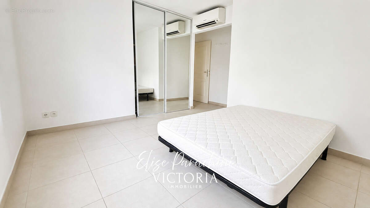 Appartement à HYERES