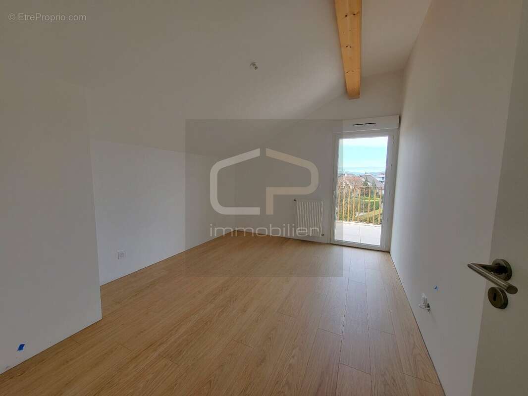 Appartement à QUINTAL