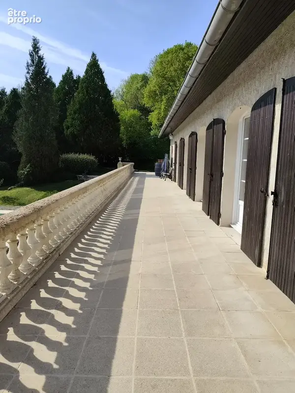 Maison à vendre 7 pièces VOEUIL ET GIGET (16) - photo 13