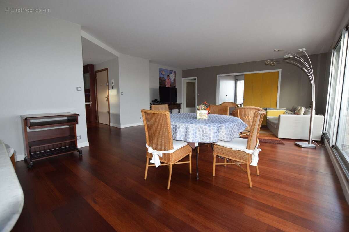 Appartement à CHAMALIERES