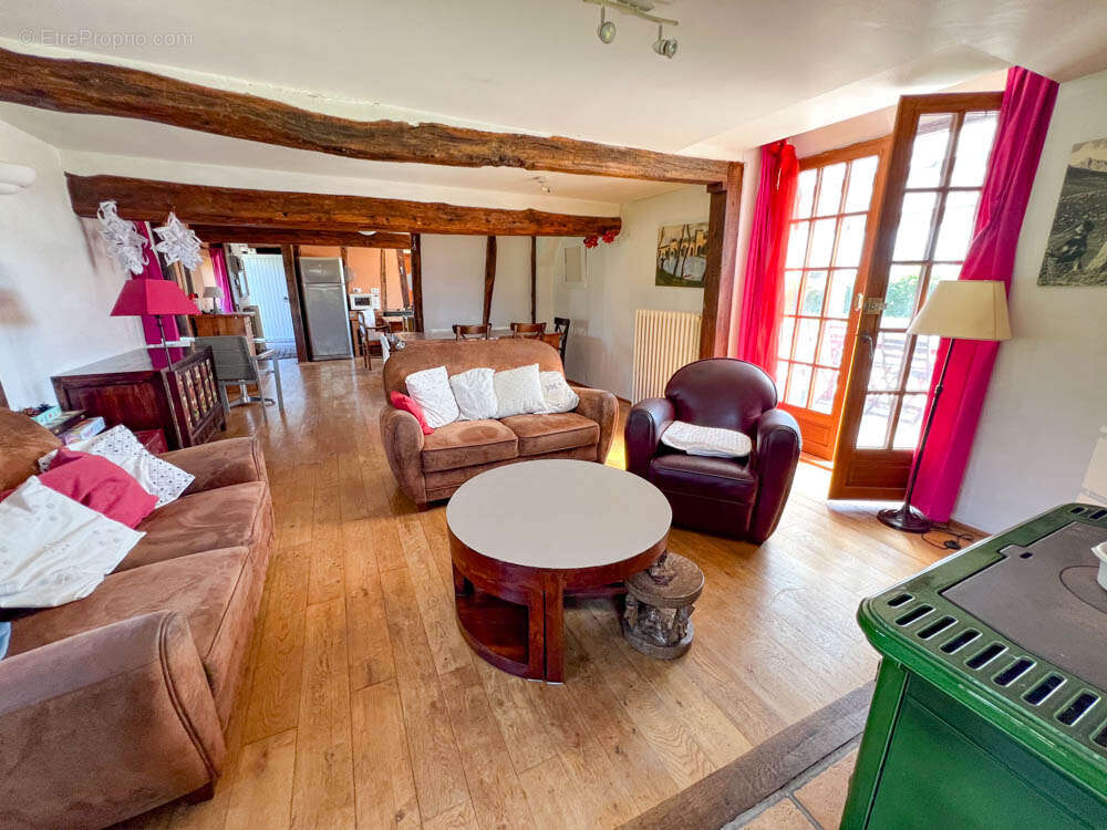 Maison à VIMOUTIERS