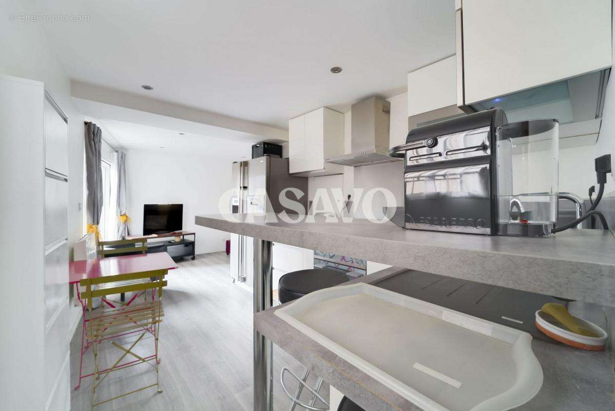 Appartement à PARIS-18E