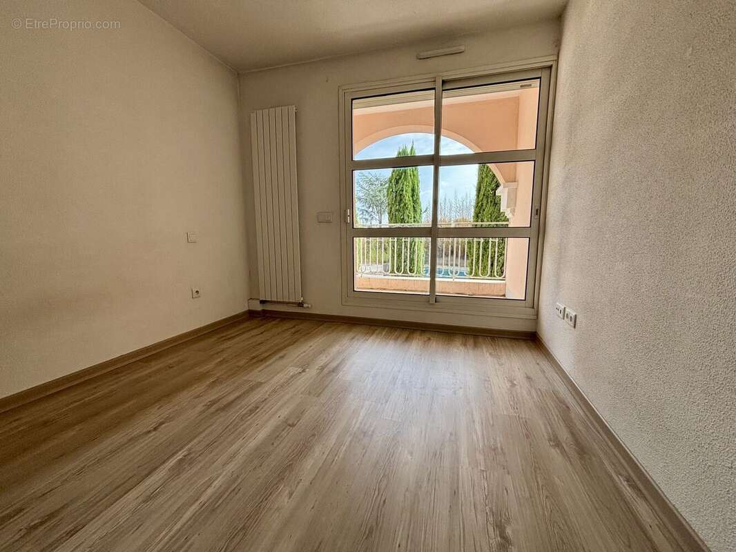 Appartement 72 m² à Bourg-De-Peage  - photo 3