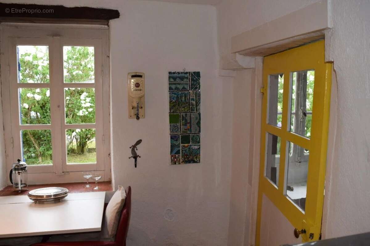Maison à MONTIGNY-SUR-CANNE