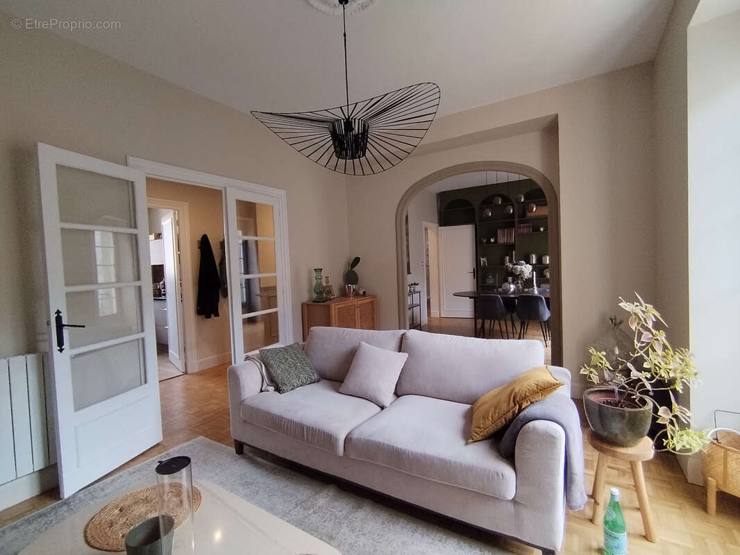 Appartement à FOUGERES