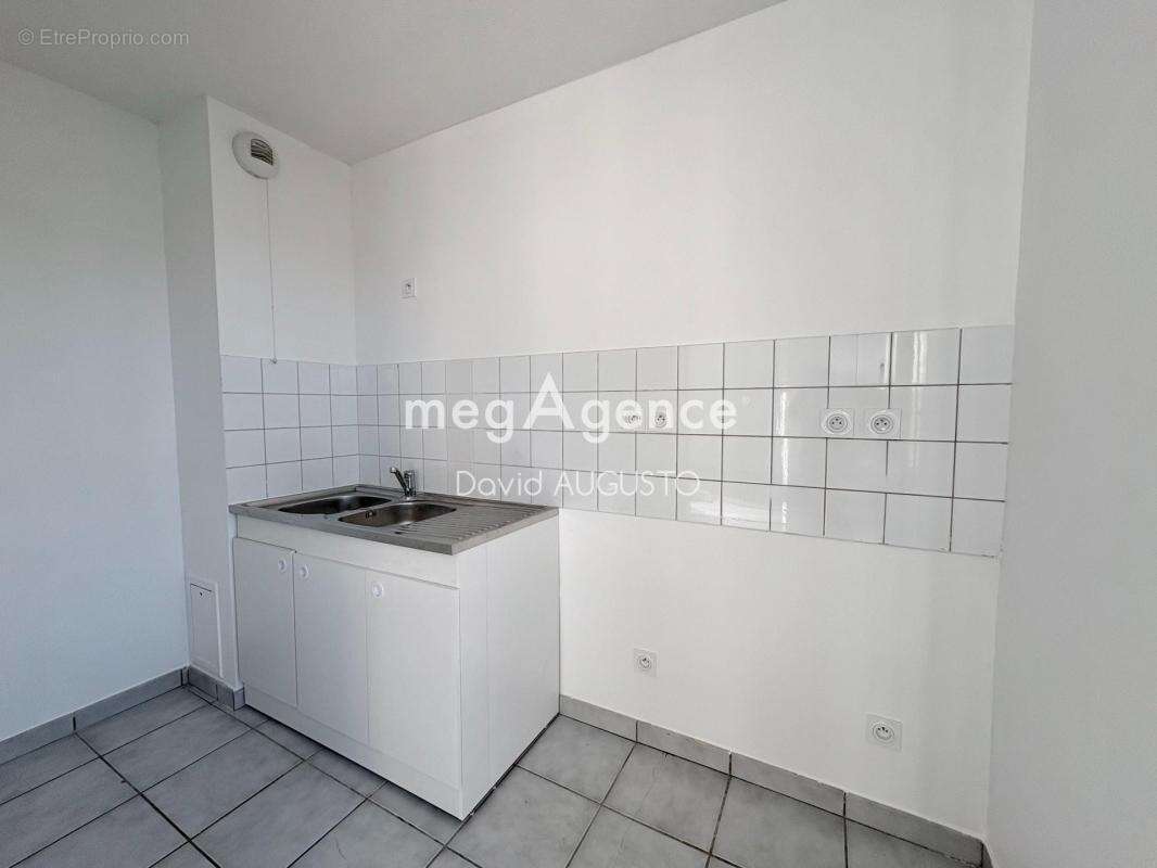 Appartement à LYON-8E