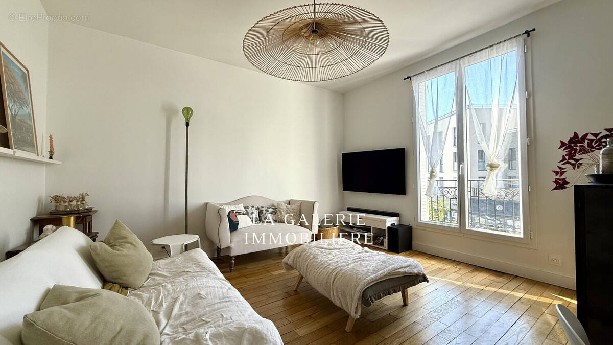 Appartement à NANTERRE