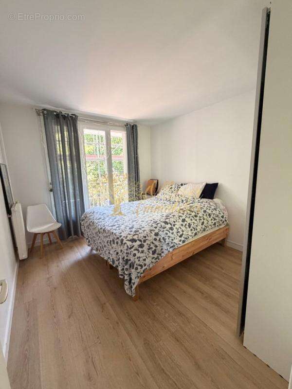 Appartement à LE PLESSIS-TREVISE