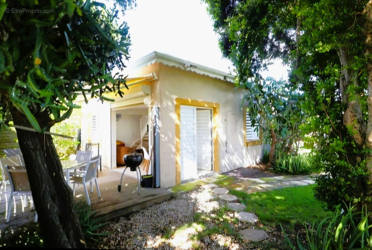 Maison à SAINT-FRANCOIS