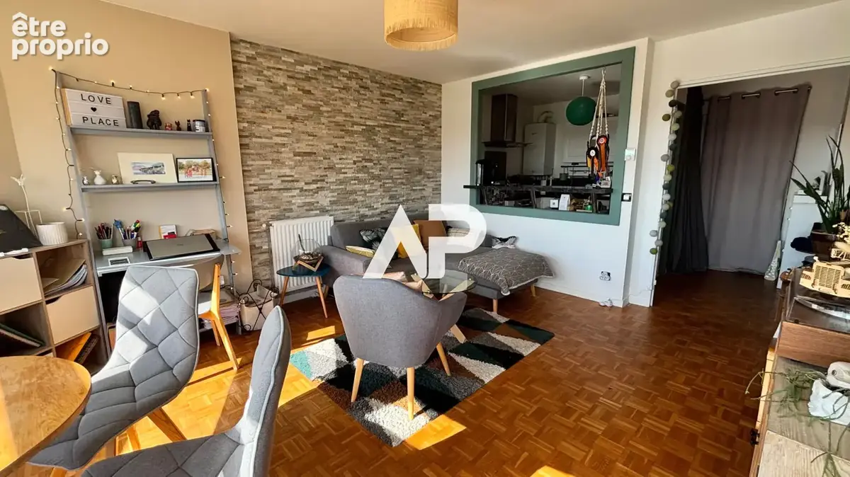 EXCLUSIVITÉ  Appartement en rotonde avec vue panoramique sur Paris, balcon et parking à Montmorency CENTRE-VILLE - photo 5