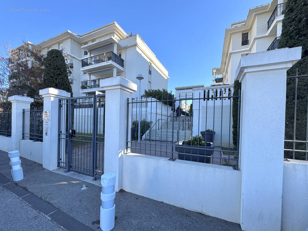 Appartement à MARSEILLE-13E