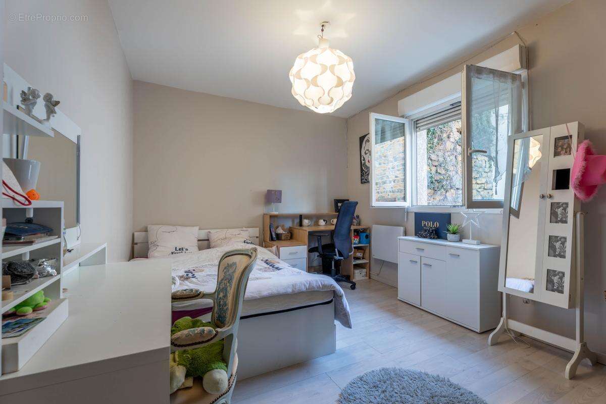 Appartement à SAIN-BEL