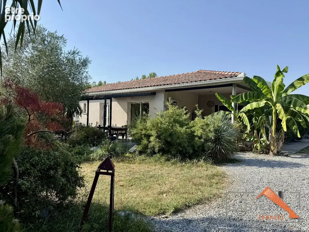 Boussens  Maison T5 récente avec piscine et terrain clos - photo 20
