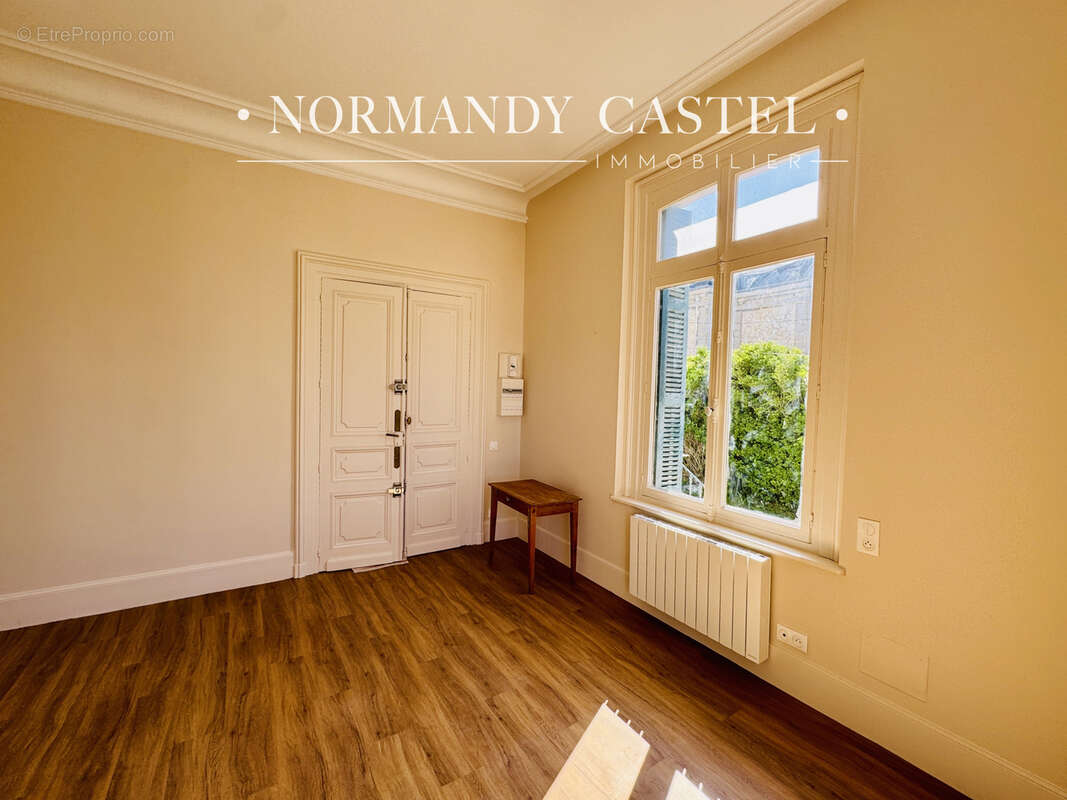 Appartement à TROUVILLE-SUR-MER