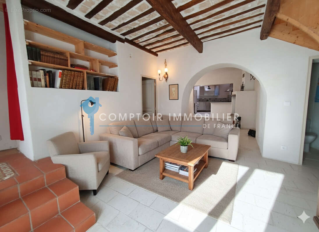 A Vendre GARD(30) - Maison de ville P6 avec terrasse et cave - photo 3