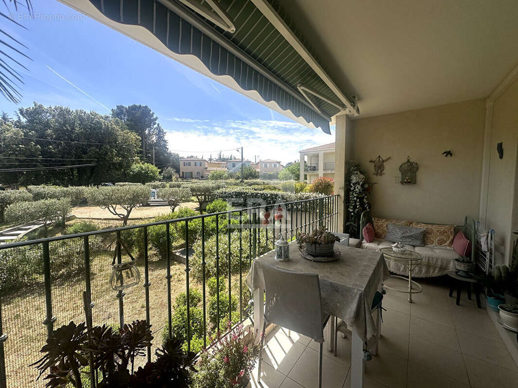 Appartement à SAINT-MAXIMIN-LA-SAINTE-BAUME
