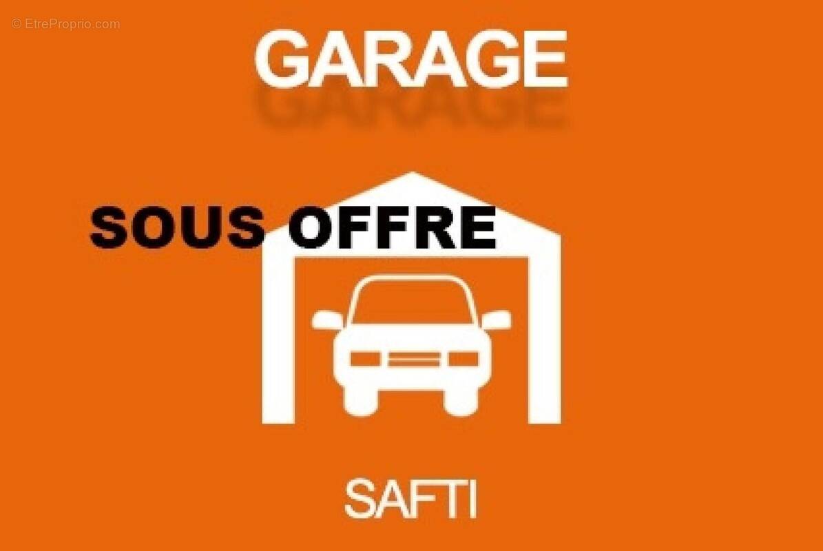 Photo 1 - Parking à SAINT-CYPRIEN