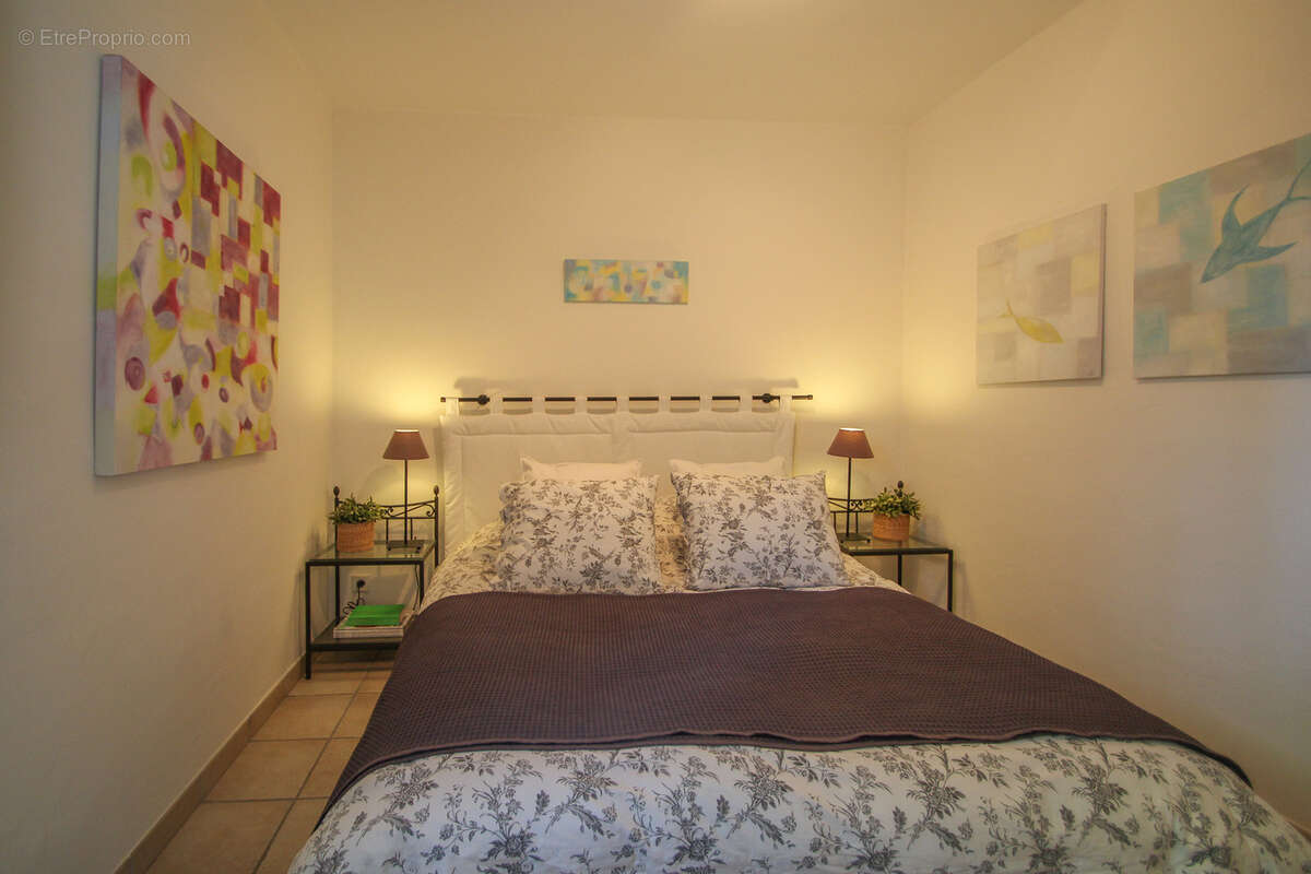 Maison à PUGET-SUR-ARGENS