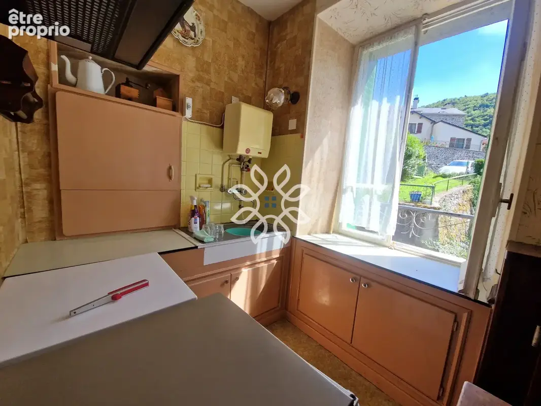 Maison de caractère avec droit d’eau et vaste terrain - photo 11