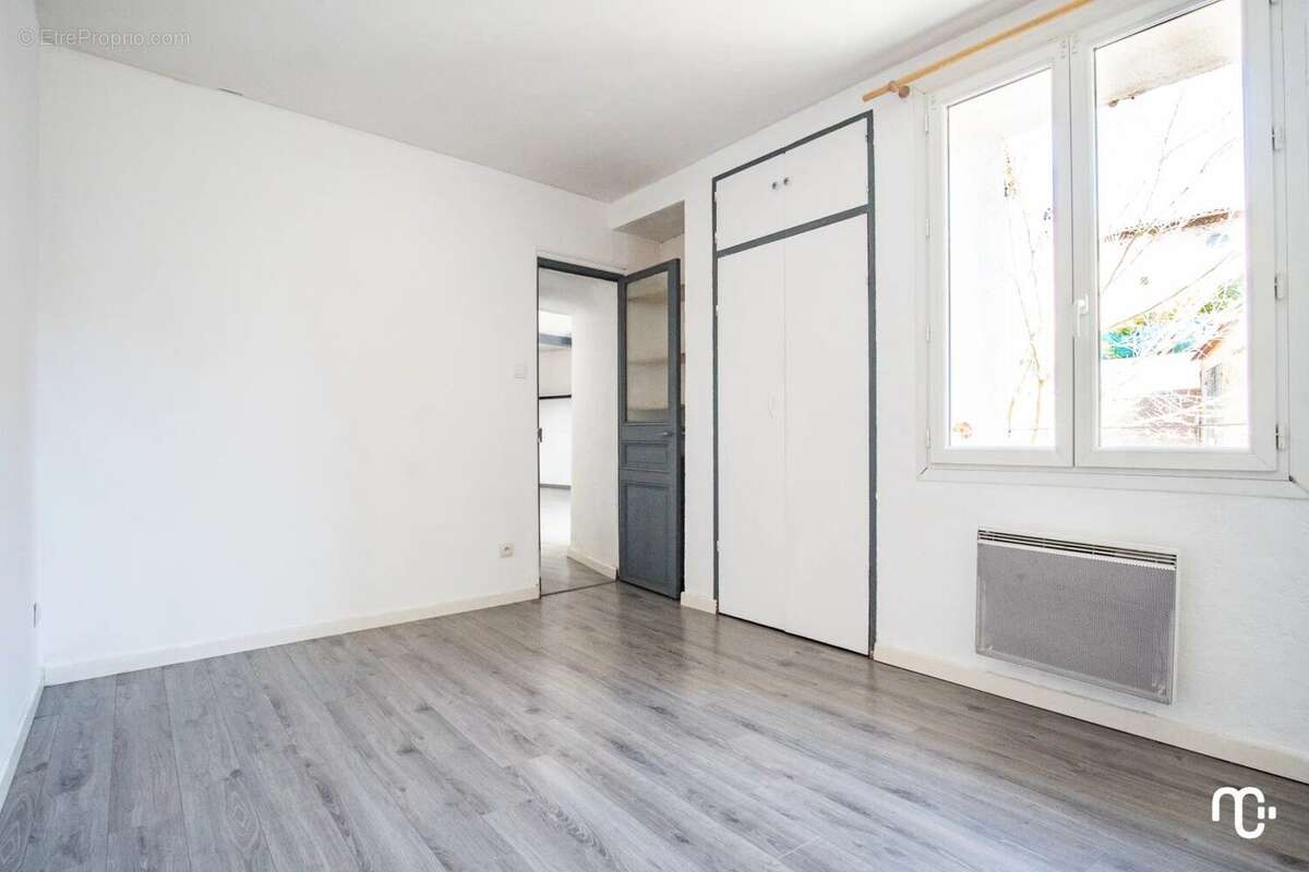 Maison à POURRIERES