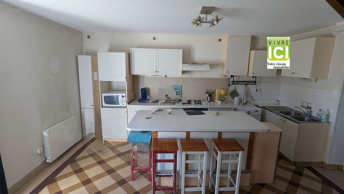 Maison à LA VARENNE