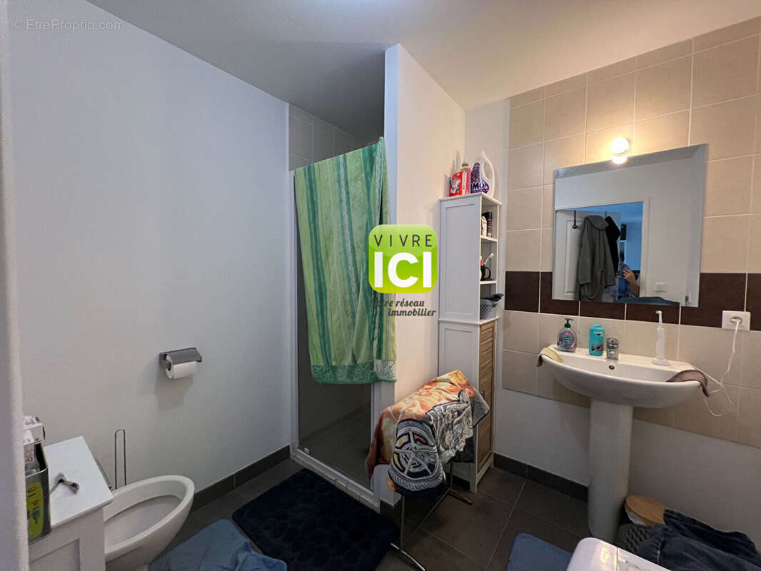 Appartement T3 vendu avec locataire en place - Investissement locatif - photo 6
