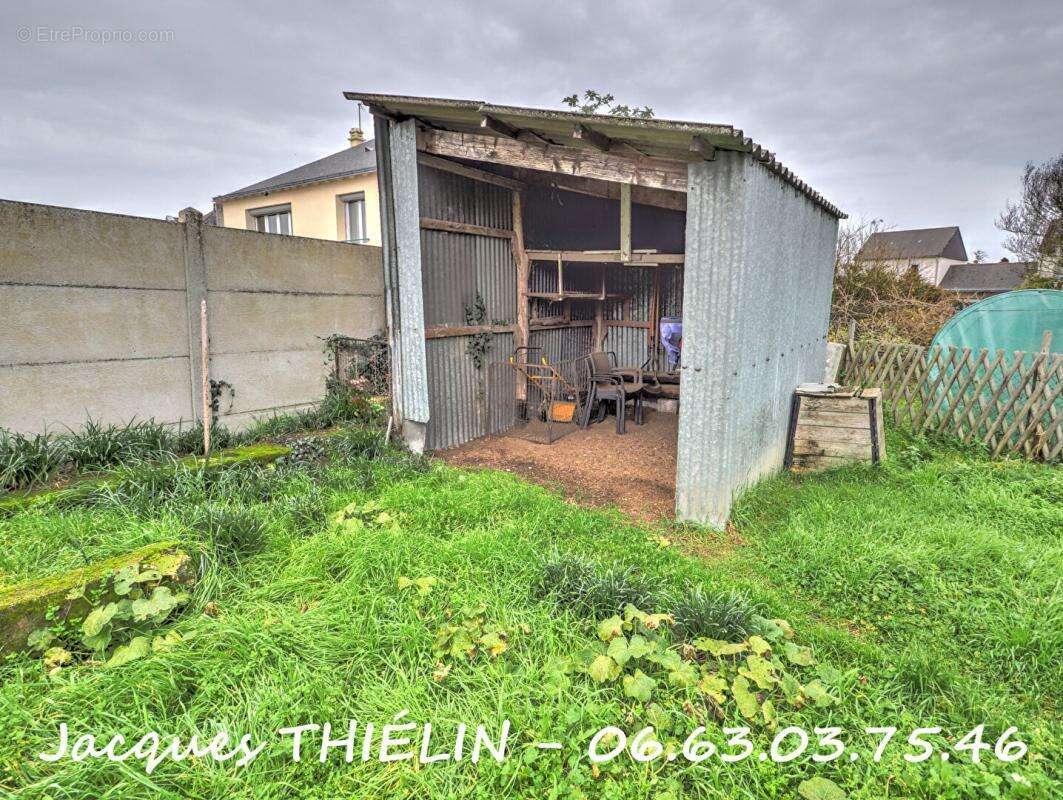 Maison à LONGUE-JUMELLES