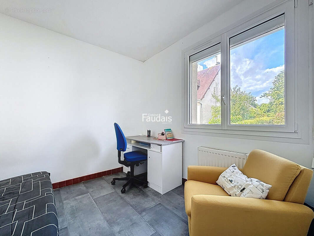 Maison 191 m² à Saint-Lo  - photo 8
