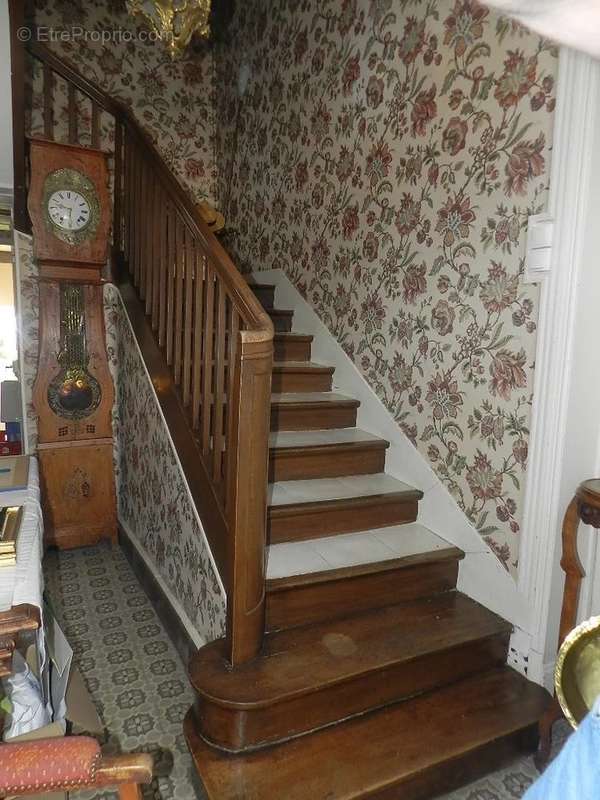 Maison à SAINT-PIERRE-SUR-DIVES