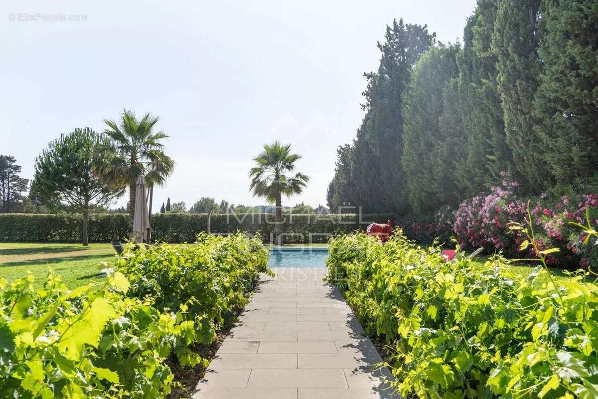 Maison à SAINT-REMY-DE-PROVENCE