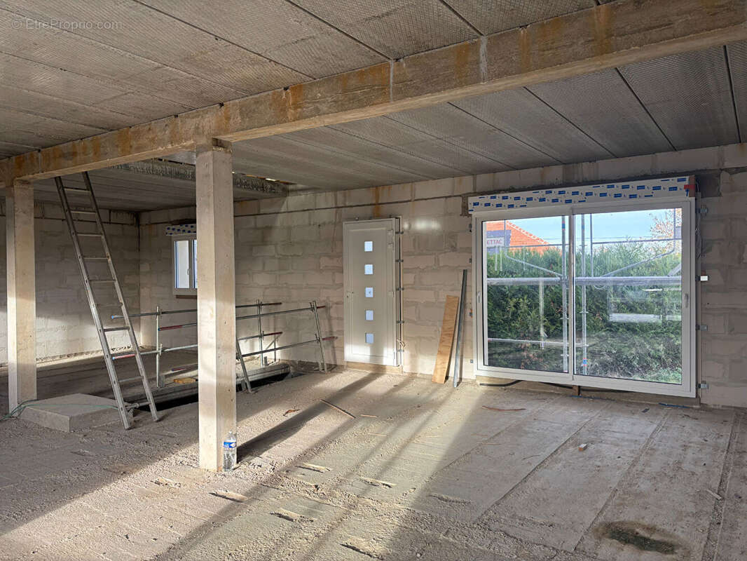 Maison à CHERY-LES-POUILLY