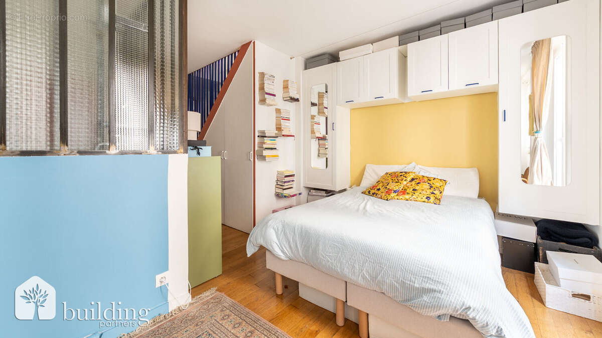 Appartement à PARIS-18E