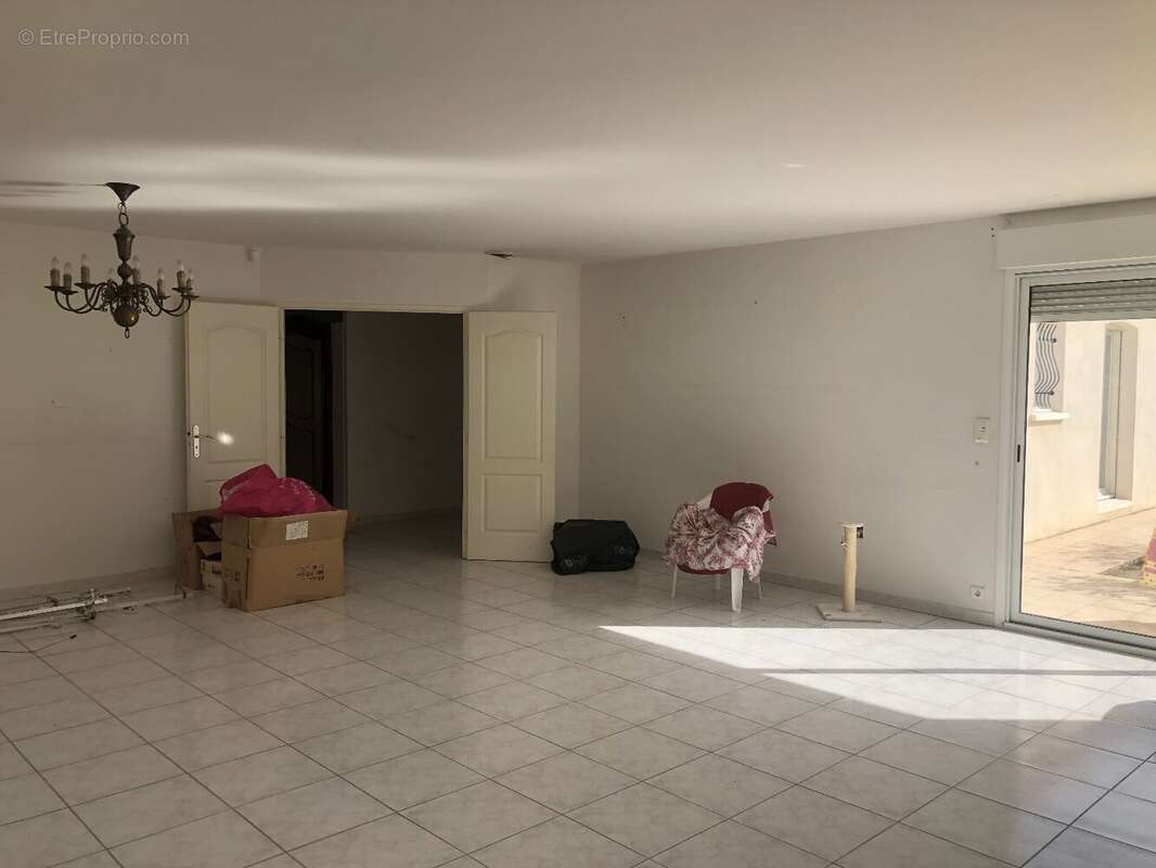 Maison à MAUREILHAN