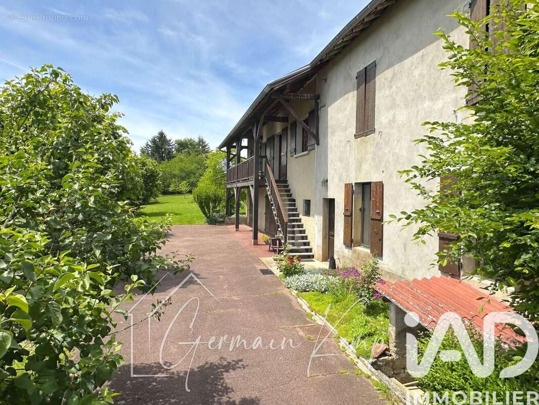 Photo 3 - Maison à LE PONT-DE-BEAUVOISIN