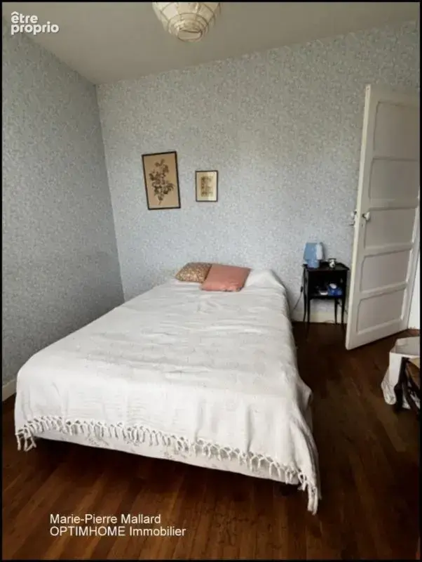Maison de 9 pièces à ROYERE DE VASSIVIERE (23) - photo 6
