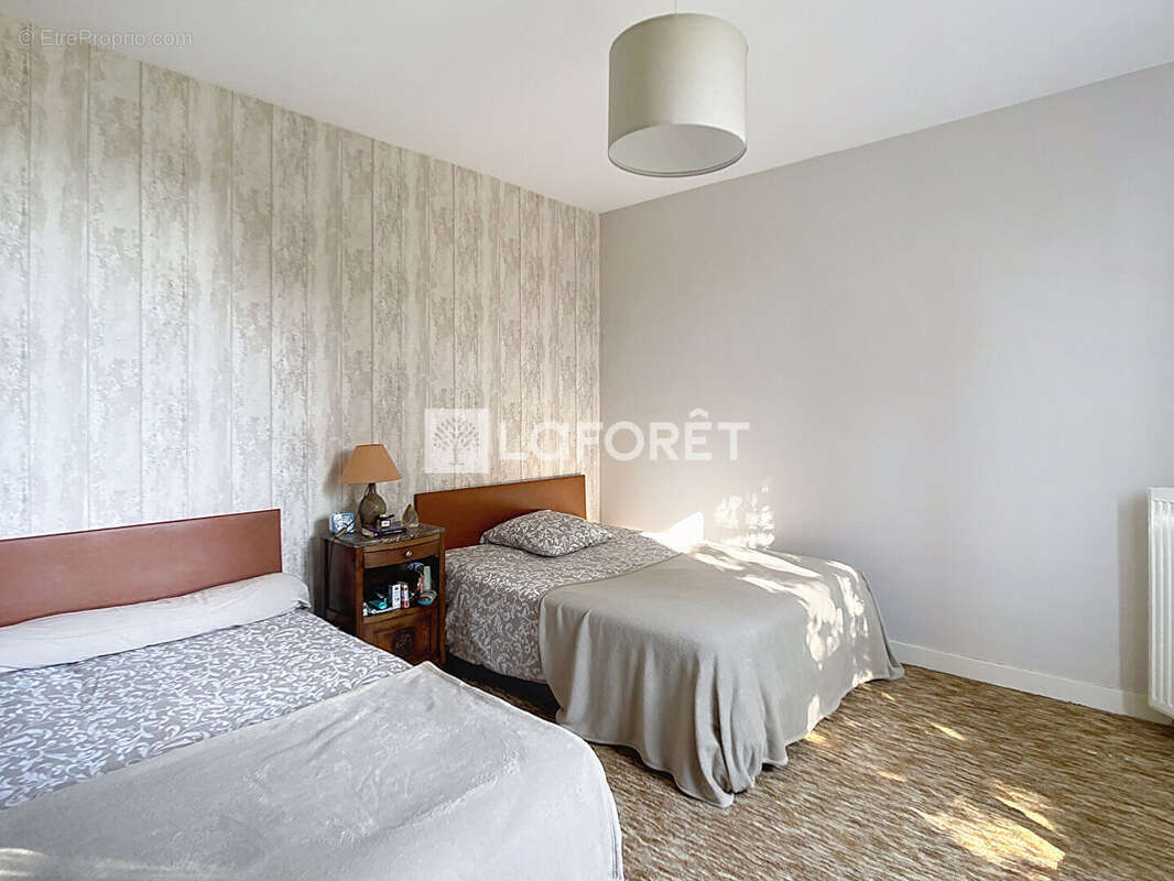 Maison à SAINT-VICTURNIEN