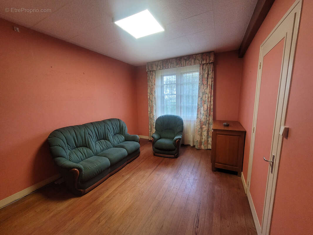 Maison à DOMLEGER-LONGVILLERS