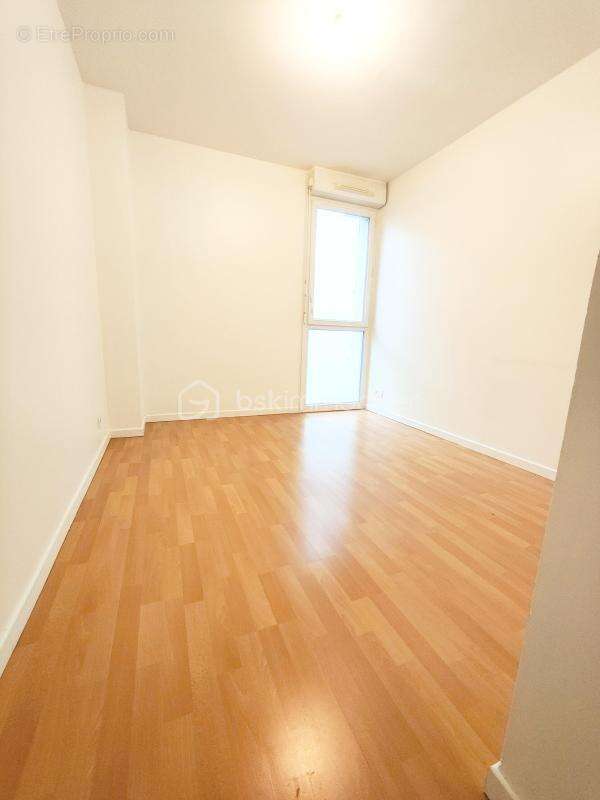 Appartement à RIS-ORANGIS