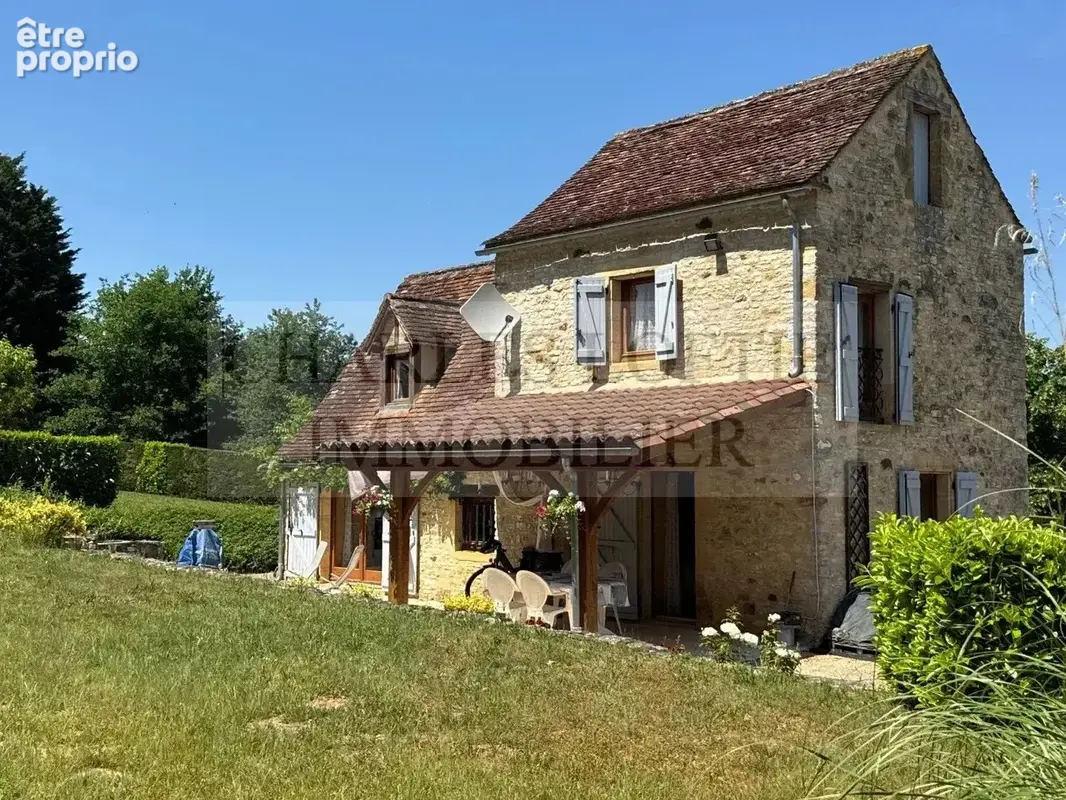 Charmante maison en pierre avec piscine, sur un terrain de 3800 m² , aux portes d’un village vivant de la Bouriane. - photo 31