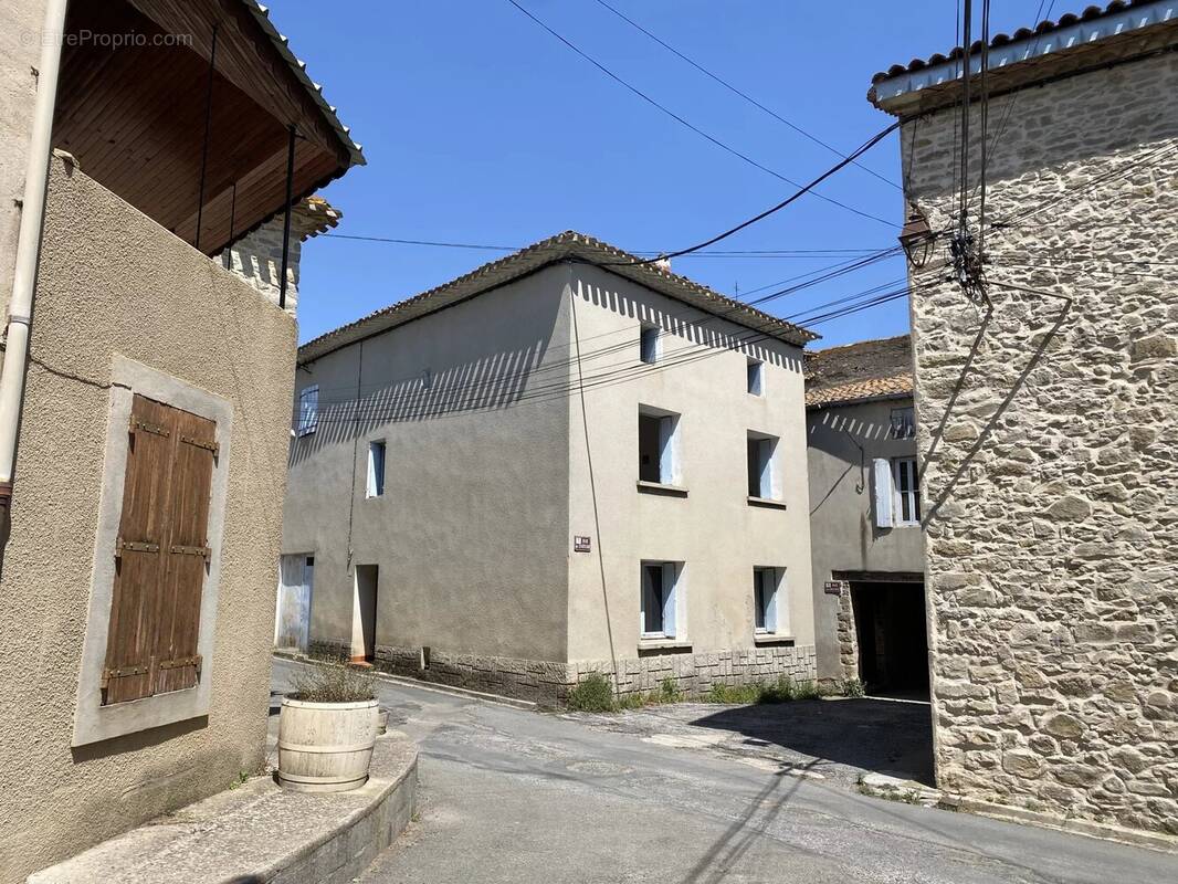Maison à AZILLANET