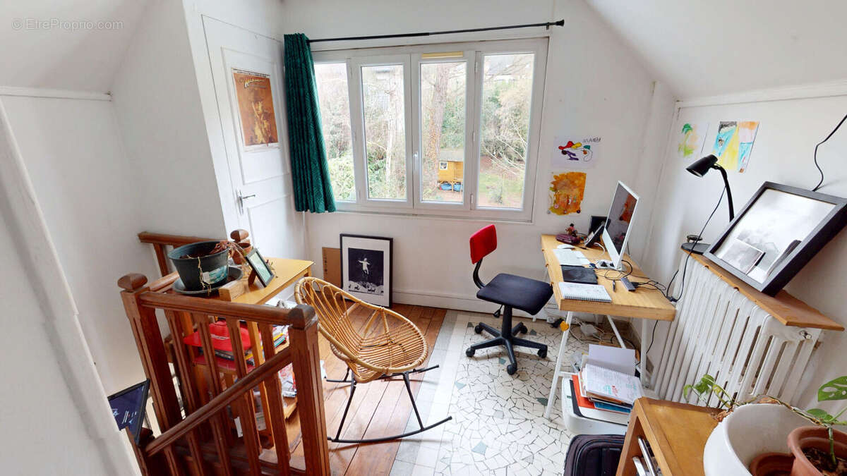 Maison à BURES-SUR-YVETTE