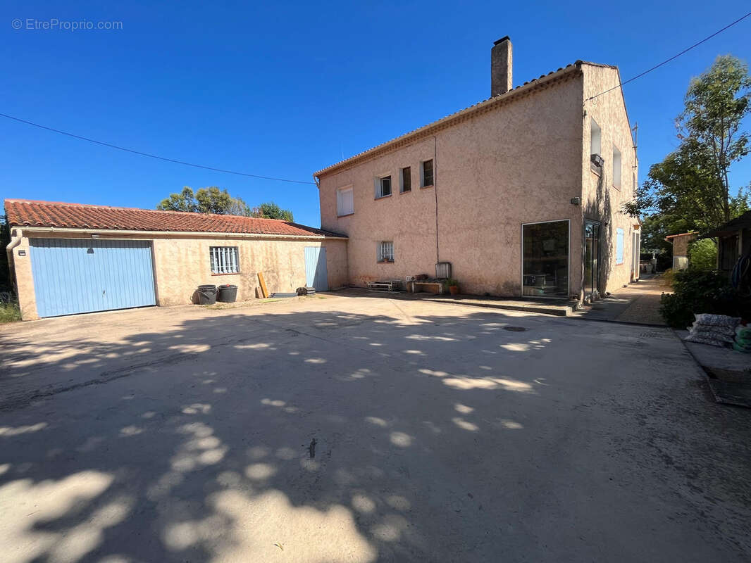 Autre à PUGET-VILLE