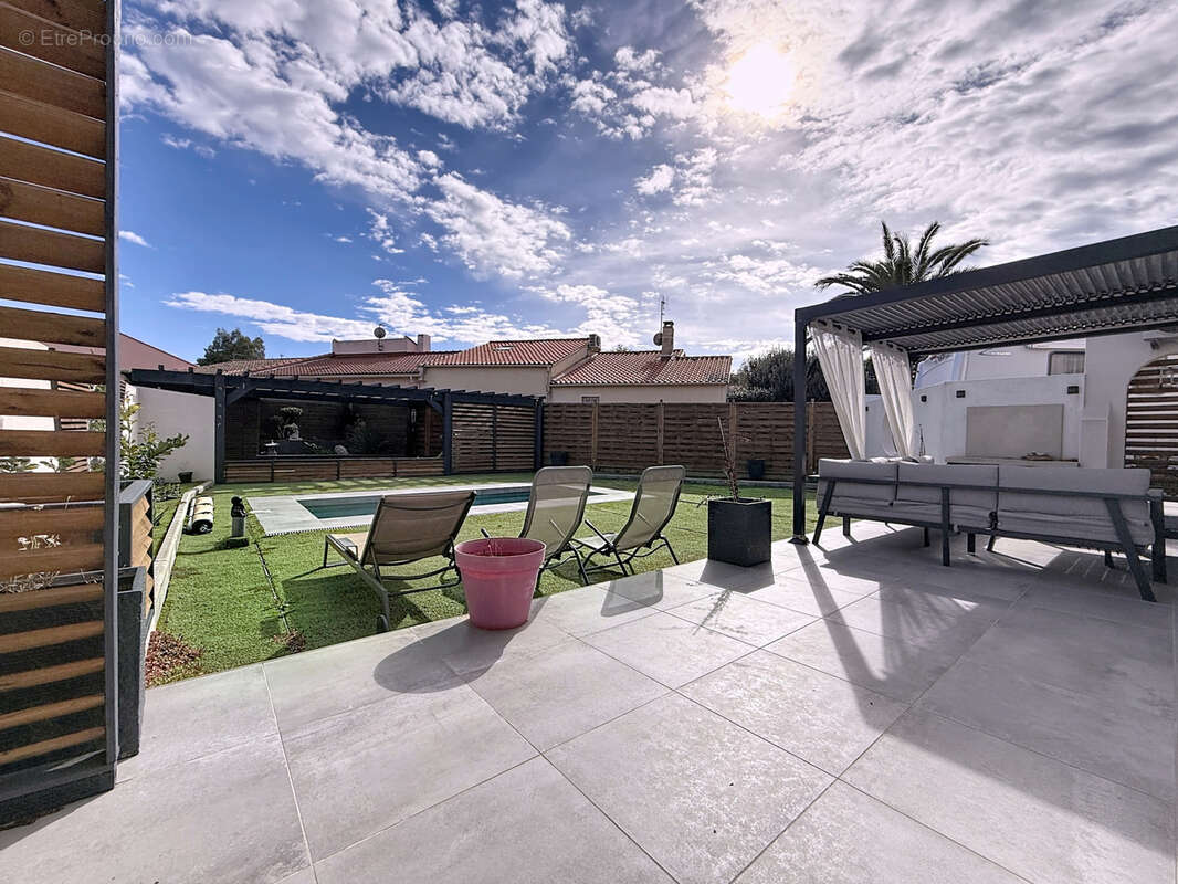 Maison à LATOUR-BAS-ELNE