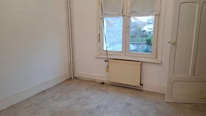 Maison à SAINT-QUENTIN