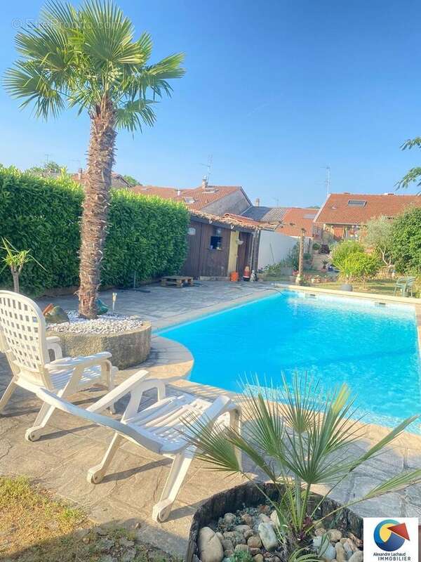 Maison à LA VERPILLIERE