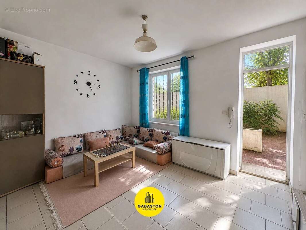 Appartement à MARSEILLE-13E