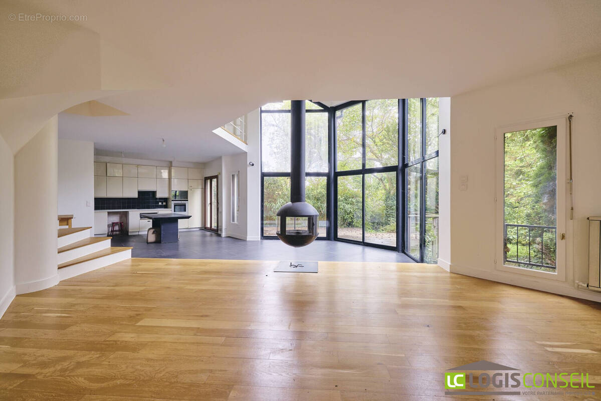 Maison à L&#039;HAY-LES-ROSES